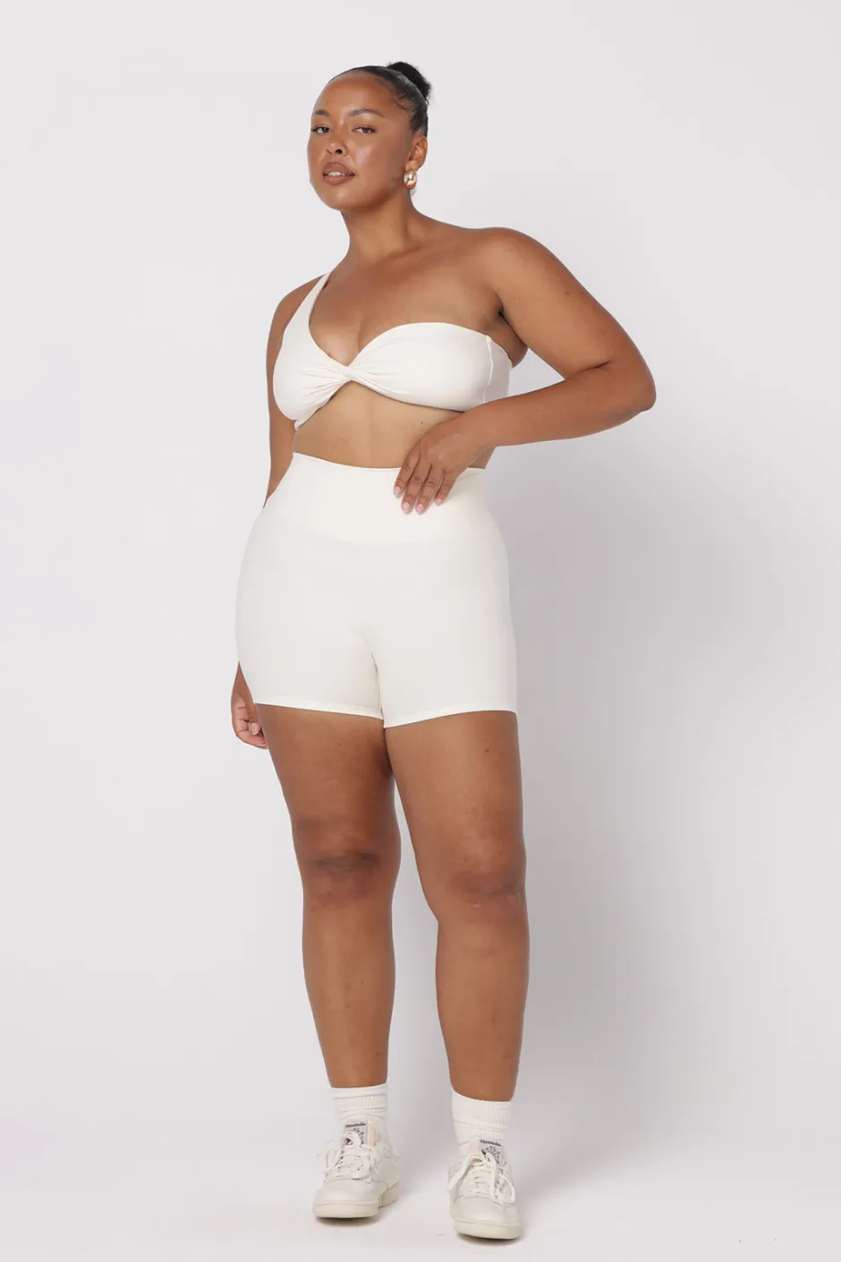 SASKI Sports Bras | Fluid Bra | Butter